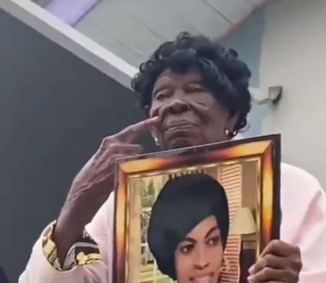 "Prepare your this, it's not easy" — Aged woman recounts how beautiful she was in her youthful age (Video)