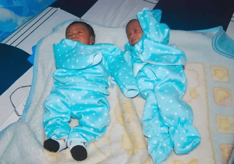 "Mama ejima sister” - Woman overjoyed as sister welcomes twins after 22 years of marriage