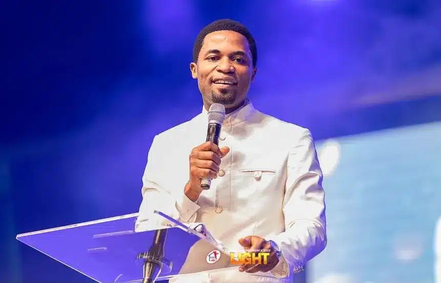Apostle Micheal Orokpo exposes trick used by some pastors to extort 'gullible' church members (Video)