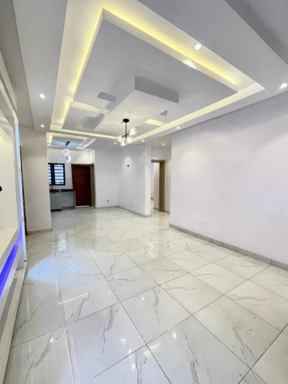 "Pay N1.5 m only, and it's all yours" - Lady posts photos of big house for sale on Twitter, Photos cause buzz