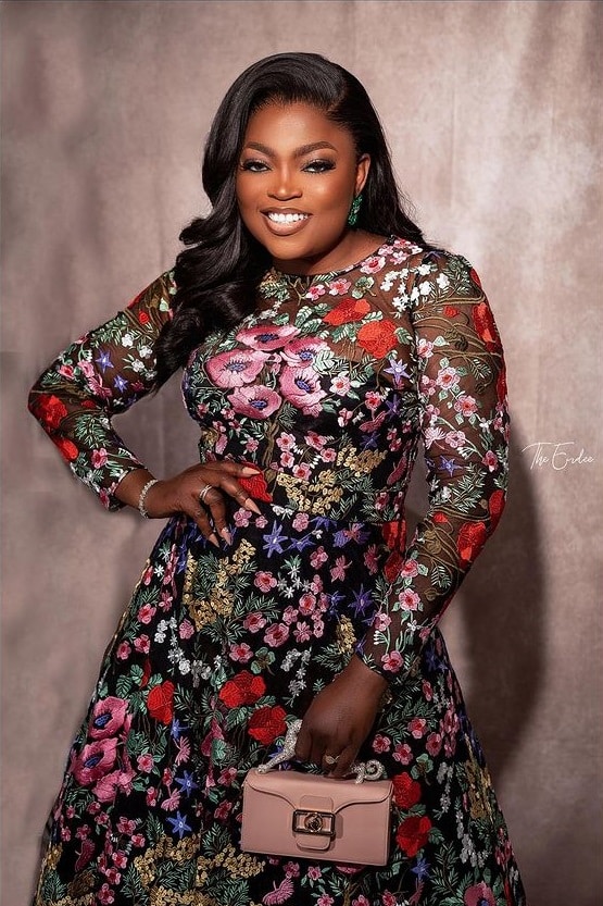 Funke akindele