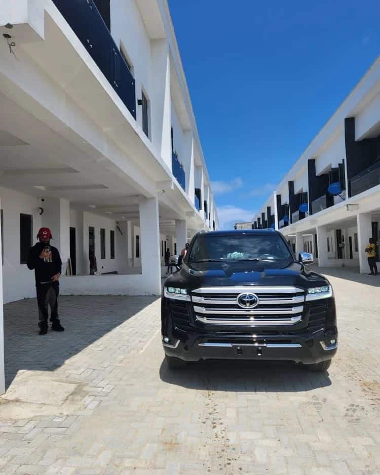 Phyno buys 20 housing units days after welcoming first child (Video) 