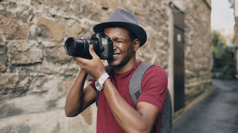 "I made sure she didn’t appear in any picture" - Photographer discloses how he revenged bride's sister for embarrassing him because of food