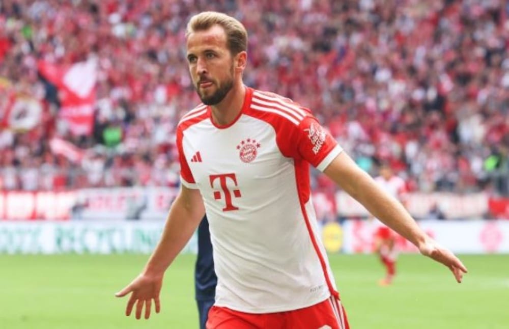 Bundesliga: Kane set records with stunning Bundesliga hat-trick for Bayern Munich