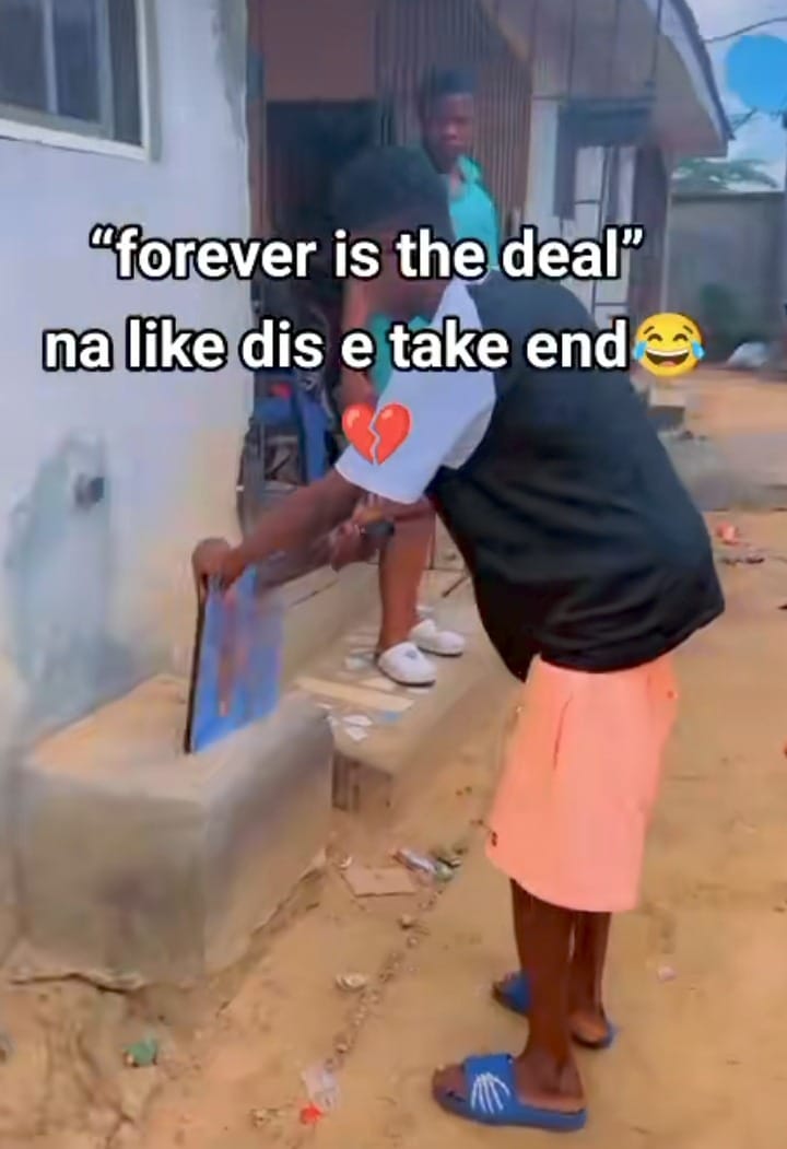 Man framed photo ex girlfriend