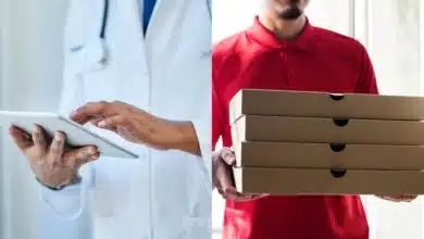 Man reveals how he dropped his “Doctor status” after finding out his Pizza delivery guy was his secondary school classmate