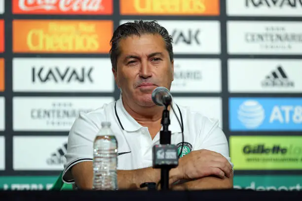 Peseiro says he has replacements for Osimhen, Iheanacho ahead of Mozambique clash
