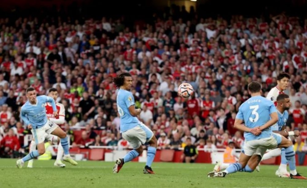 EPL: Martinelli’s late strike boosts Arsenals title chances, as City suffer back-to-back defeat 