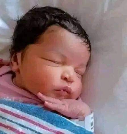 Woman gave birth baby boy drainage