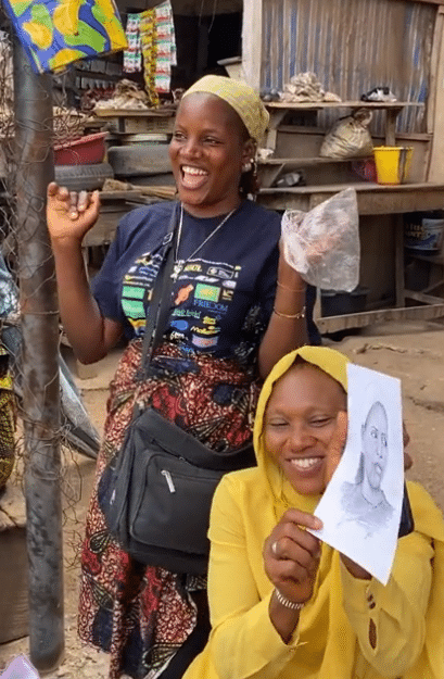 Street artist surprises Kuli Kuli vendor with generous cash gift