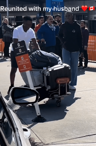 After years of waiting, Nigerian lady over the moon as she finally relocates to Canada to reunite with her husband