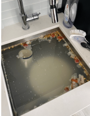 Man shares his two-year experience living with dirty female flatmate