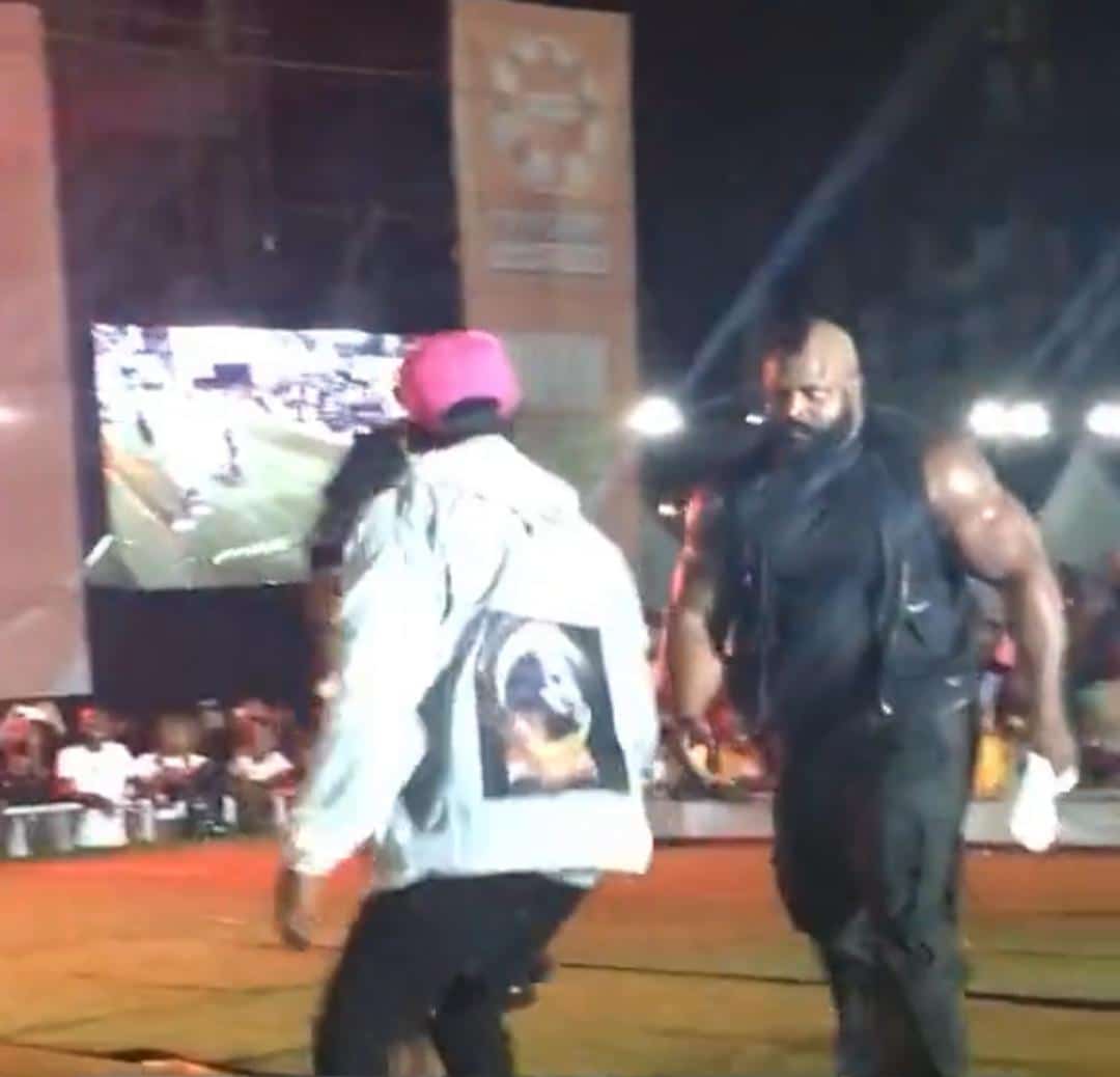 Moment Kizz Daniel's bouncer throws fan off stage