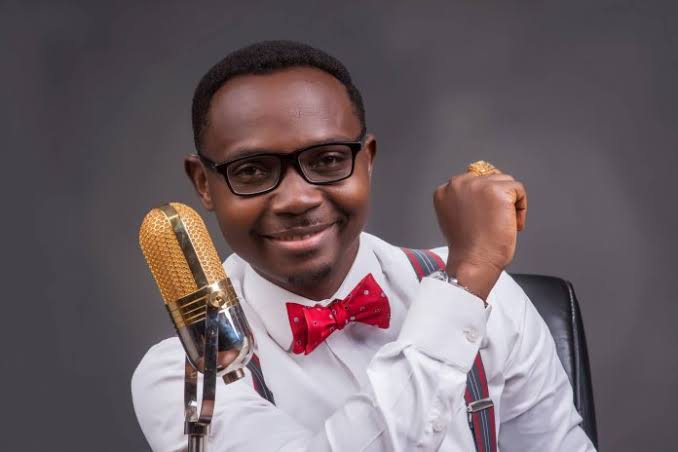 Comedian Teju Babyface welcomes third child wife