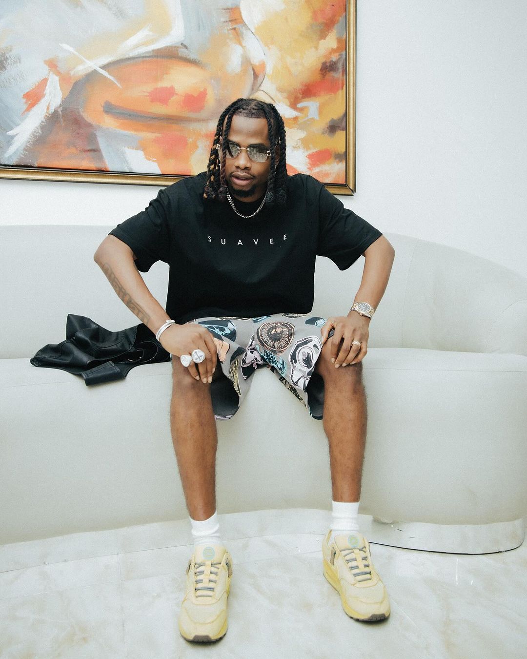 yhemolee spraying money water