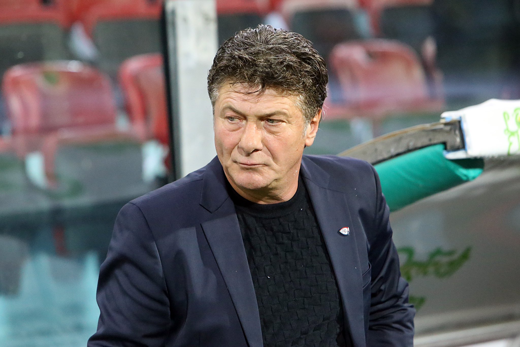 Napoli president De Laurentiis picks Walter Mazzarri as new coach