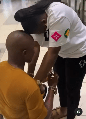 "Better woman" - Man proposes to girlfriend after passing loyalty test, she defends him during staged assault