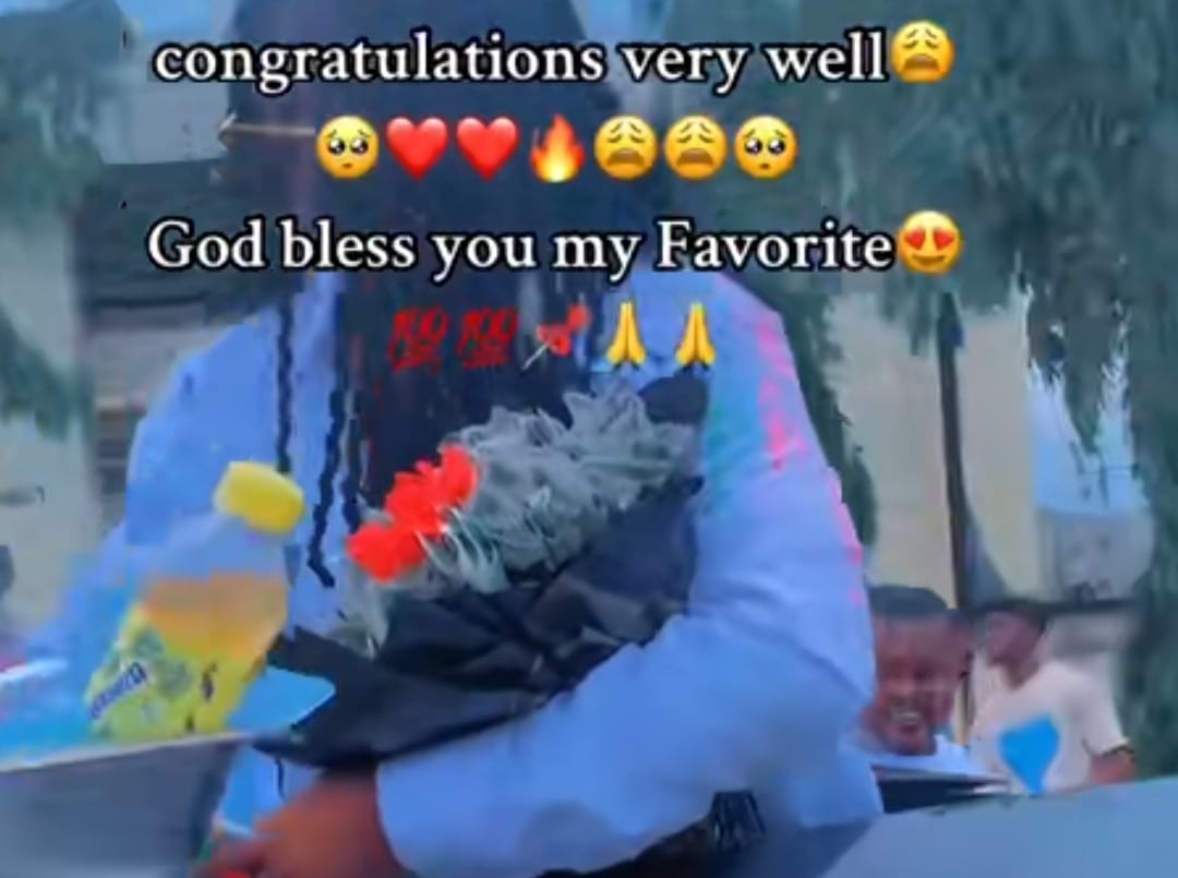 "I felt loved" - Lady moved to tears as drink seller recognizes her on sign-out day, writes 'congratulations' on her shirt