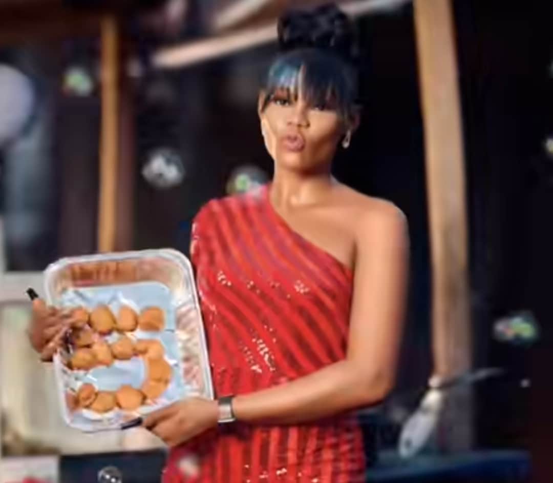 "Happy Akaraversary to me" - Hardworking Nigerian lady stuns many as she celebrates 5 years of selling Akara