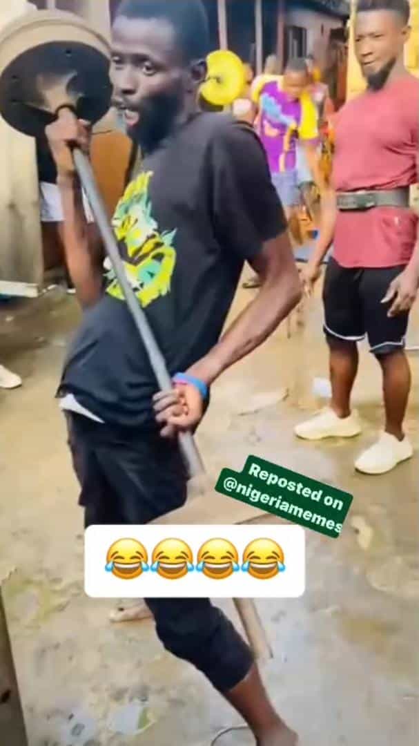 Thief made to lift heavy weight as punishment for stealing