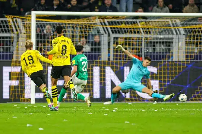 Newcastle Champions League hopes left hanging as Dortmund trash visitors 2-0