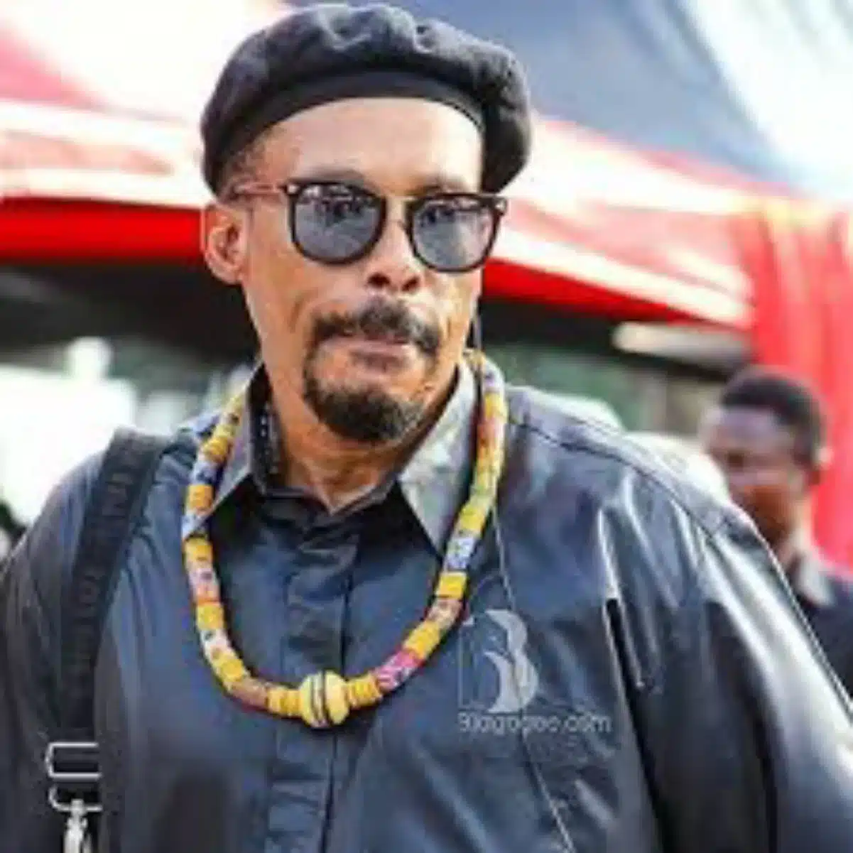 "Nigeria film industry na juju industry" - Mixed reactions as new video of Hanks Anuku ranting at fuel station pops up