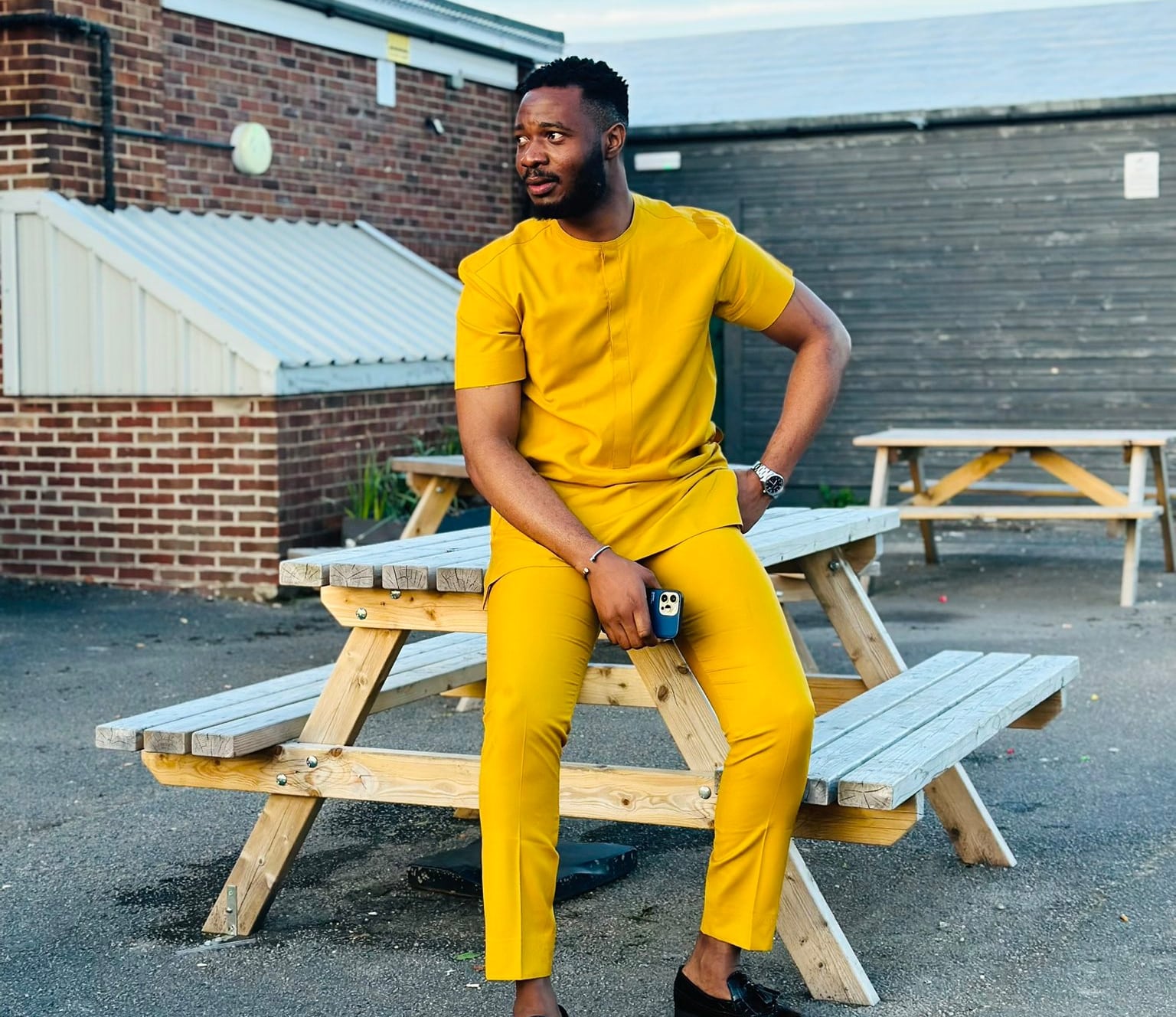 "This British girl wants to kill me" - Nigerian man laments as lover shows off her culinary skills, cooks half-done chicken for him