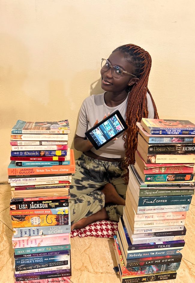 Lady achieves goal of reading 130 books in 2023