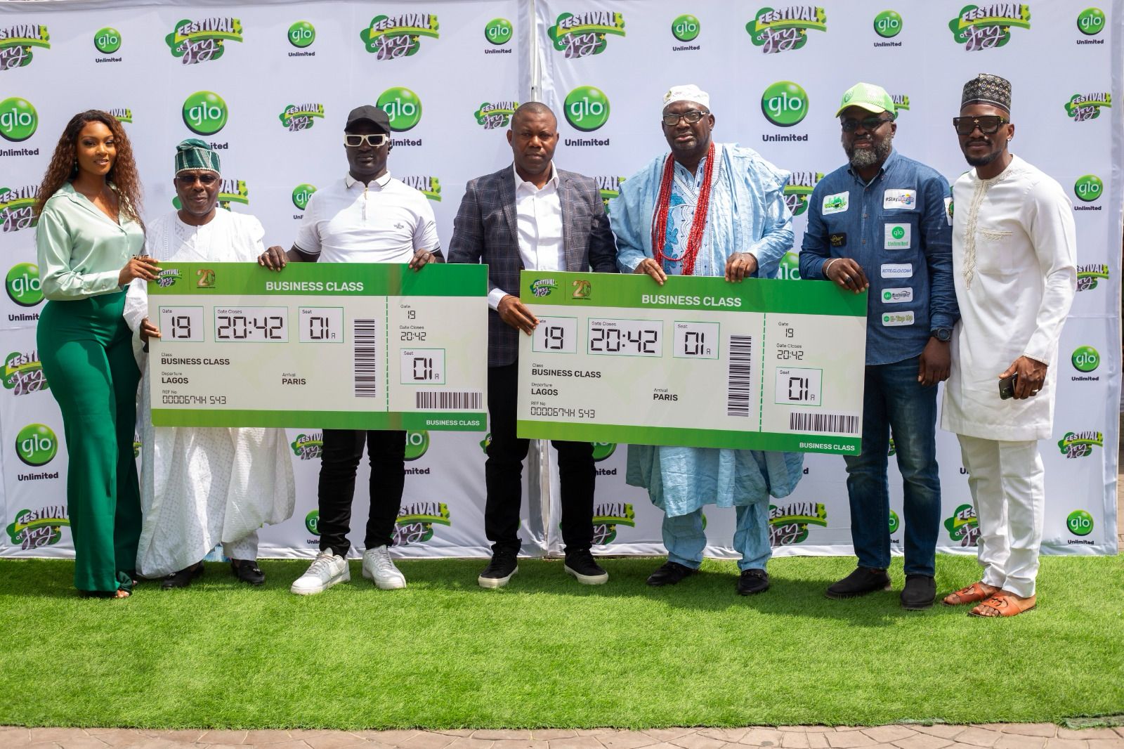 5 receive business class return tickets in Glo Festival of Joy Promo 