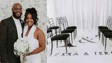 American couple shock many as they organize their wedding in their sitting room with only 9 guests
