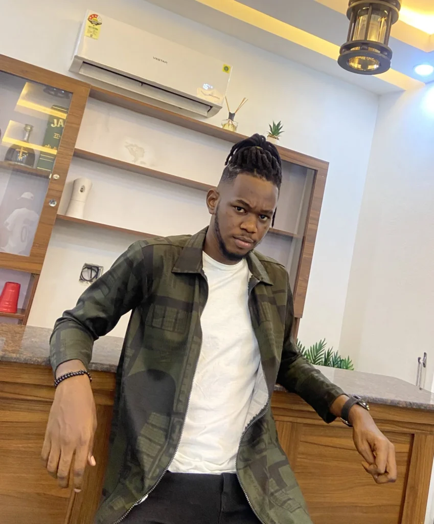 Man shares story of how his dad asked his mom to fry plantain when her father just died 