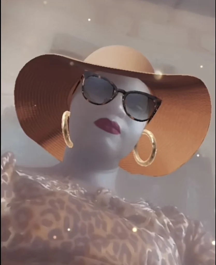 “I wasn’t expecting that” — Reactions as lady shows off pictures her mother takes after getting introduced to Snapchat 