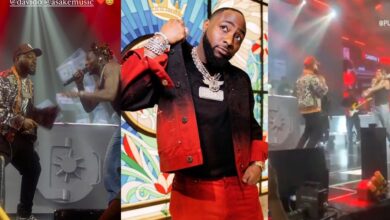 "OBO 001, you are legend" - Fans go wild as Davido joins Asake on stage to perform 'No Competition'