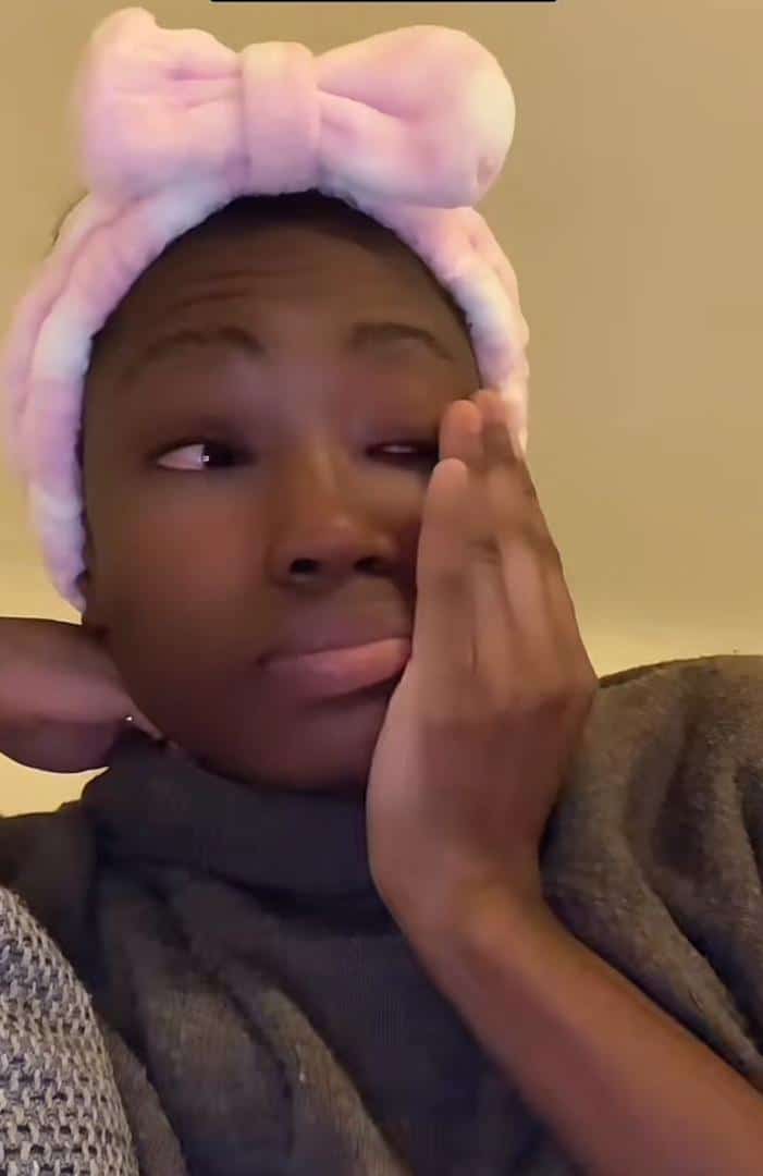 "He proposed in 3 months" - Single mother of 2 in tears as she finds love again