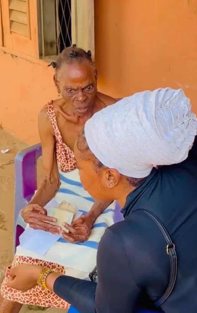 Lady visits 100+ old grandma and veteran actor, Peter Fatomilola