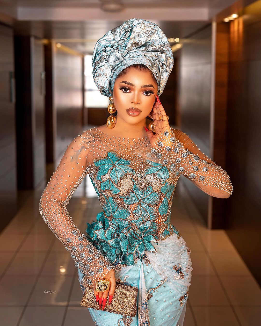 "I'll break your phone, if you block my way at events,” - Bobrisky reacts to video fighting lady at Mercy Aigbe’s movie premiere