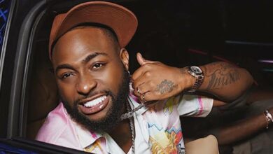 "Give me my ring" - Davido loses $60k ring mid-show