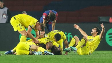 Villarreal stun Barcelona with late strikes in 5-3 thriller
