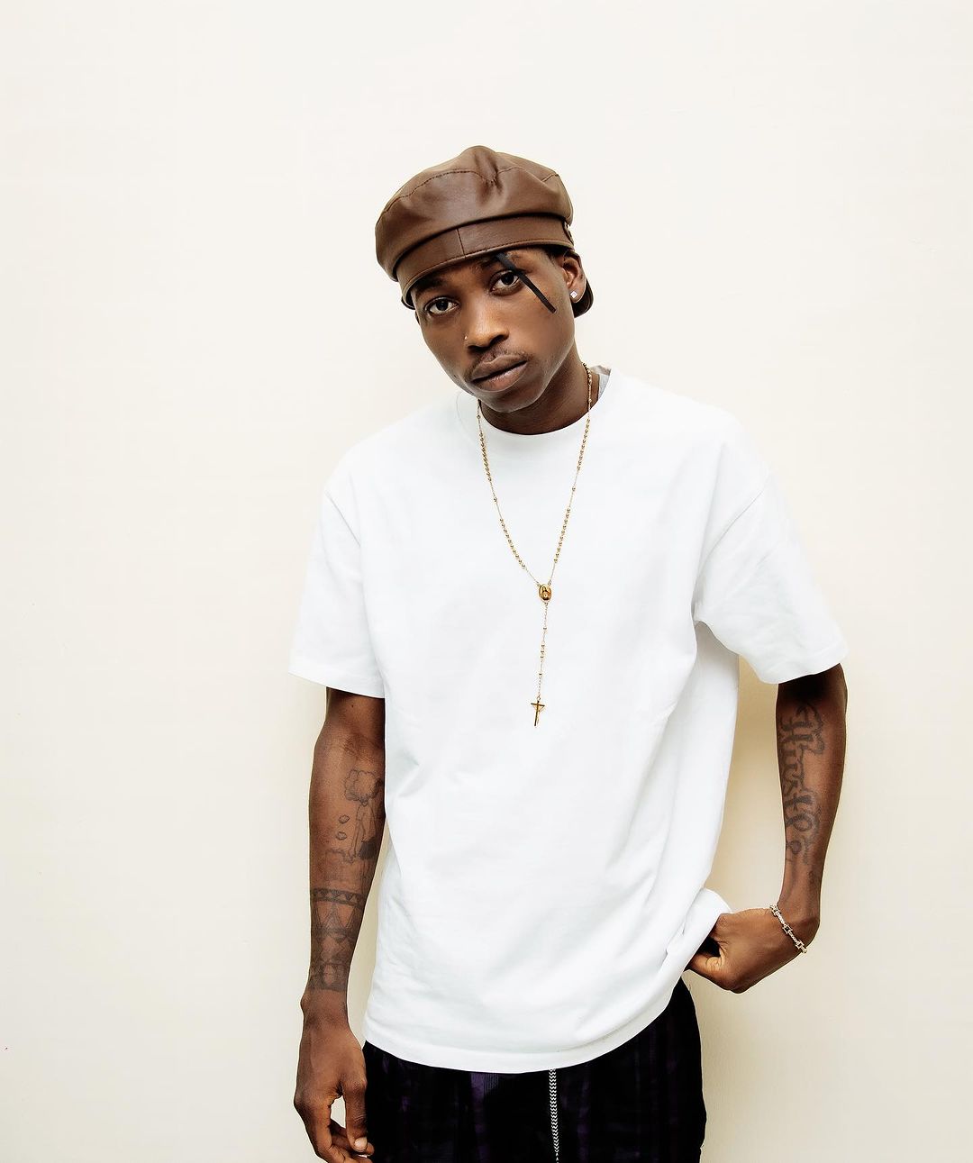 Lil Frosh's ex girlfriend allergy face begged