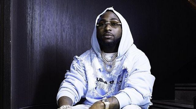 "Davido free Sophia" - Twitter users go on ranting spree after Tiwa Savage's revelation on cause of beef