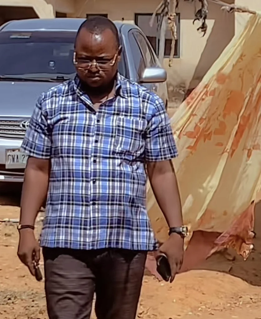 Lady advertises her elder brother for marriage after many years and he is still single 