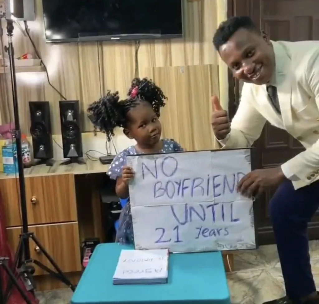 “No boyfriend until you’re 21 years old” — Father signs life changing contract with his daughter 