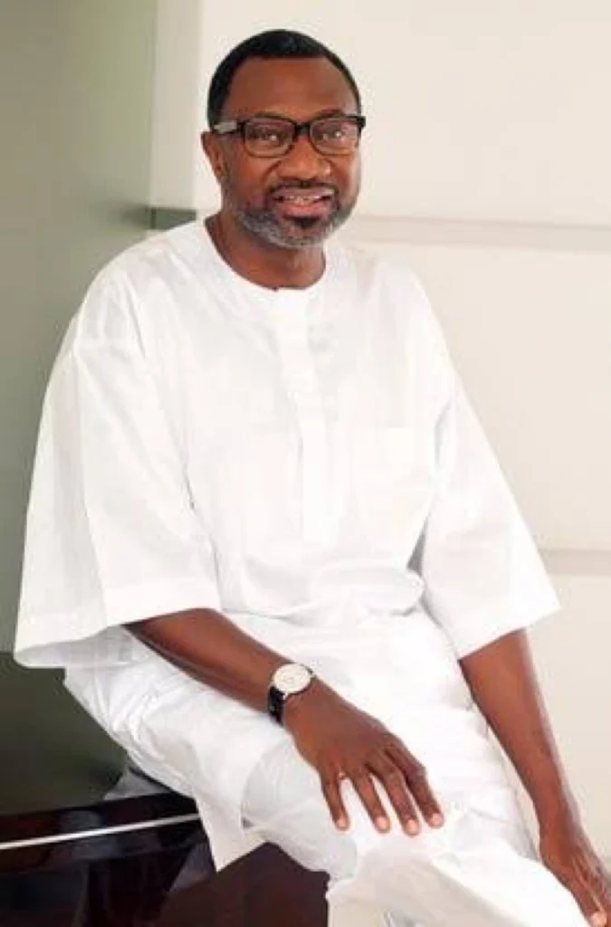 Throwback video of Femi Otedola commuting in Lagos public bus trends 