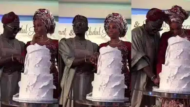 “Nobody wan born plenty again” — Reactions as bride refuse to cut cake for 3 children