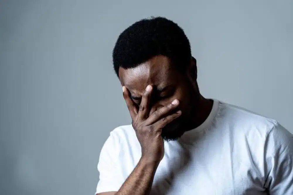 Man raise eyebrows as he narrates experience with his woman