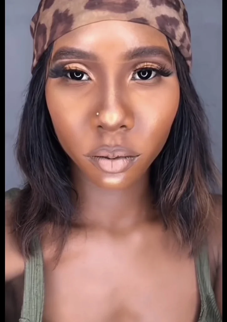 “This one na Aba Tiwa Savage” — Reactions as makeup artist tries to recreate the musician’s look