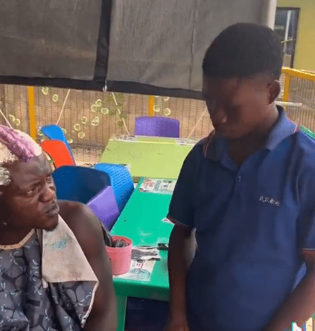 portable money hawker school