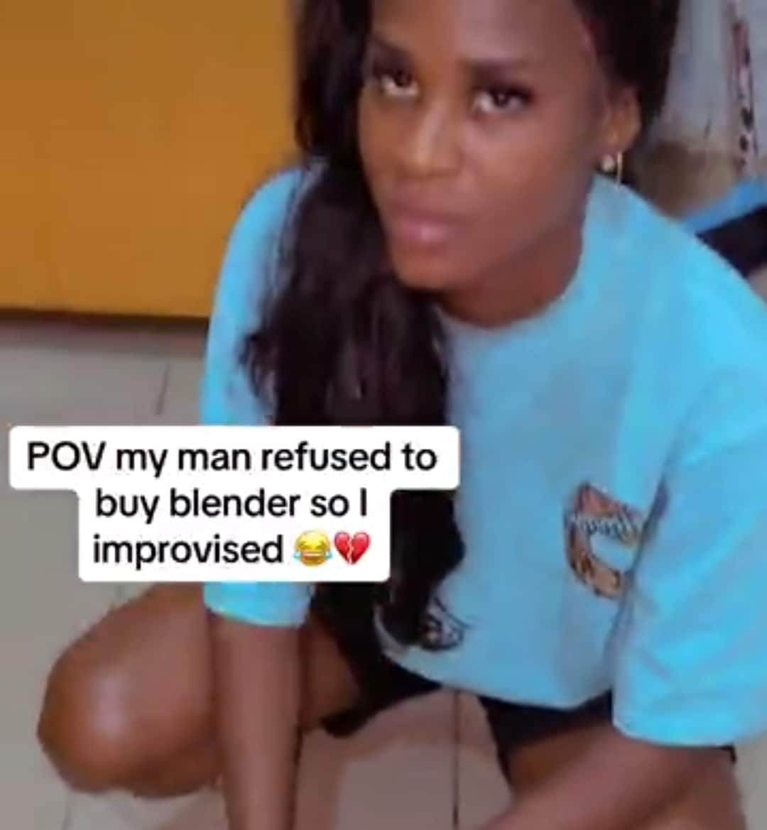 "I improvised" - Nigerian lady surprises boyfriend who refused to buy a blender, uses his Azul bottle to grind pepper