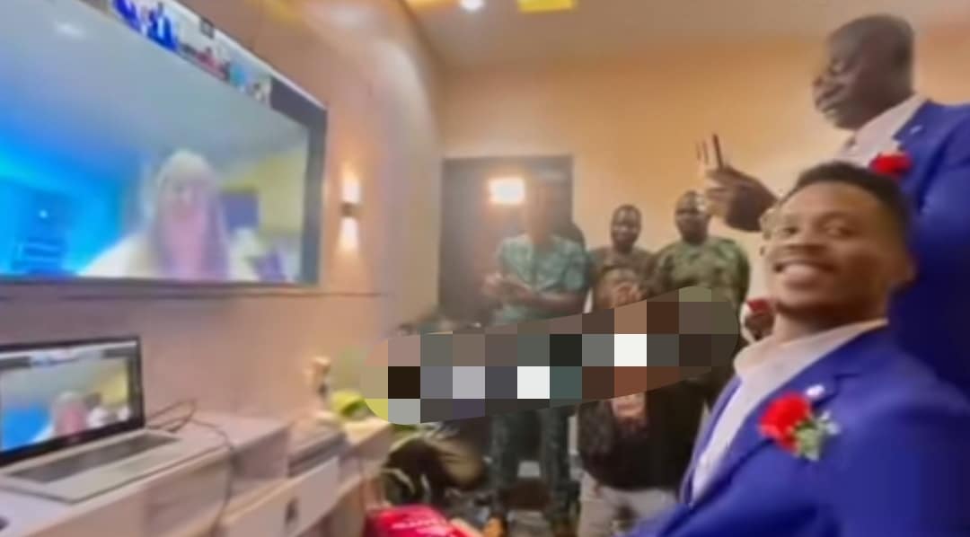 "Online babies, online food, online kisses" - Nigerian man breaks boundaries, marries US girlfriend via video call