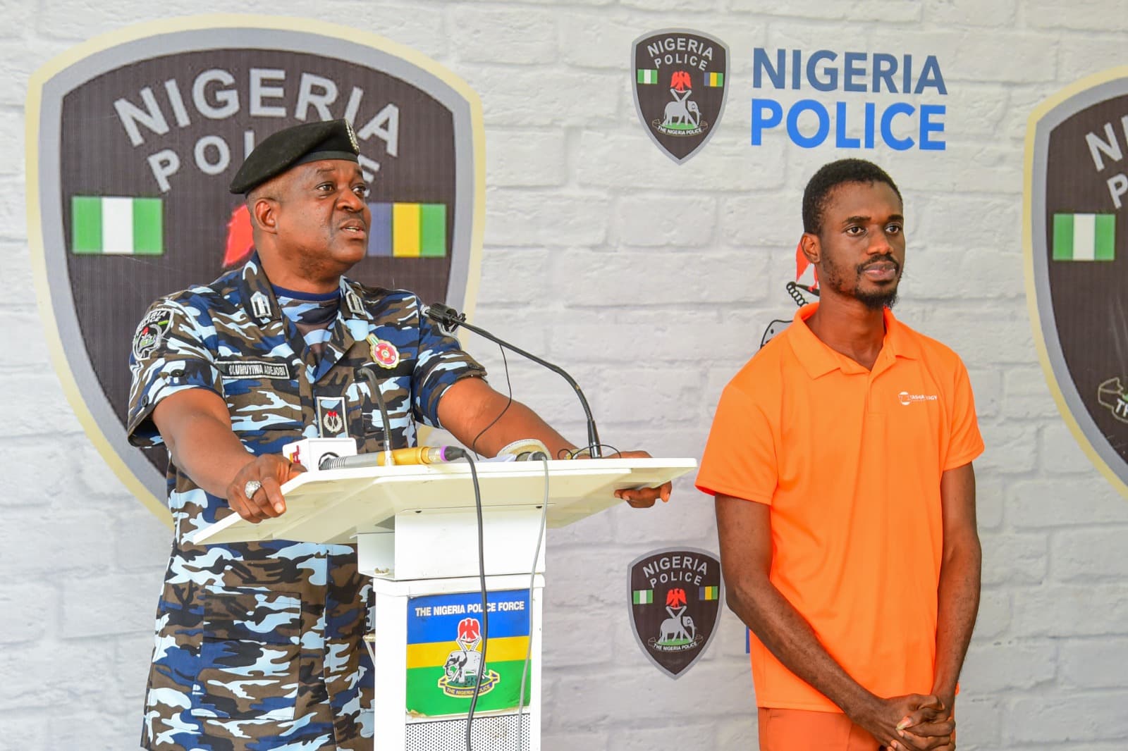 Police arrest operators of popular blog Gistlover